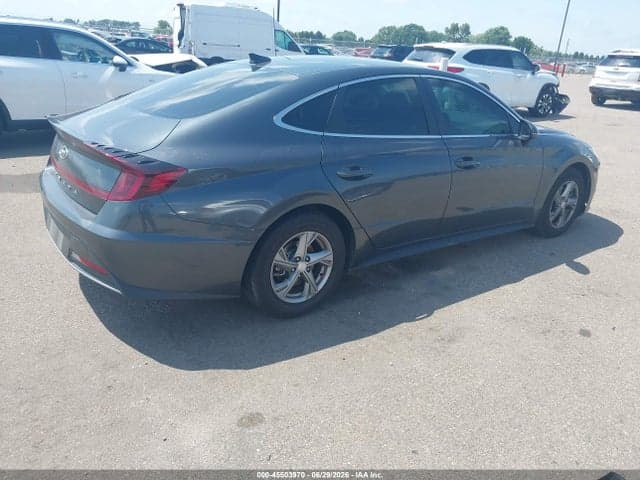 2023 HYUNDAI SONATA SE 4