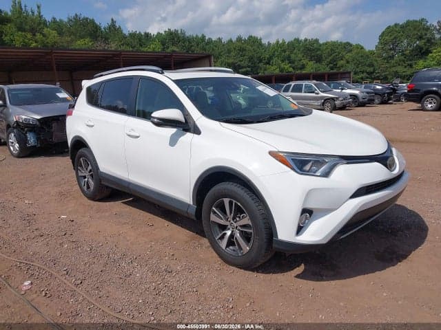 2017 TOYOTA RAV4 XLE 1