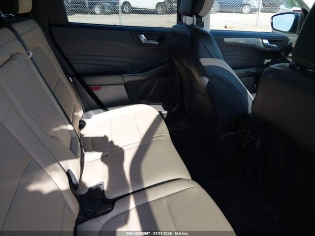 2021 FORD ESCAPE TITANIUM 8