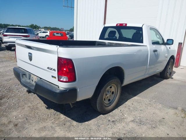 2019 RAM 1500 CLASSIC 4
