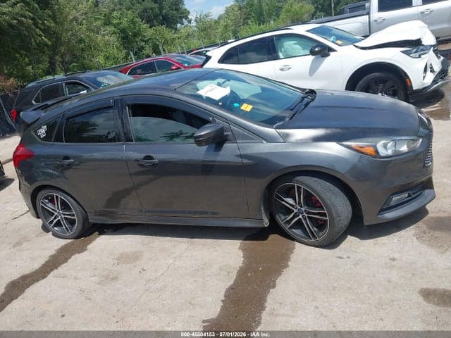 2017 FORD FOCUS ST 13