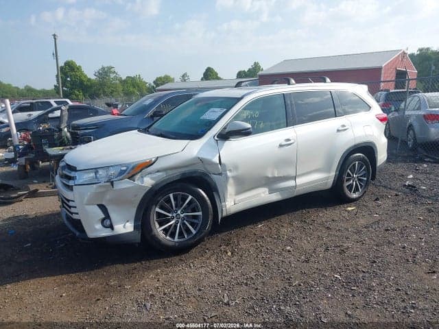 2017 TOYOTA HIGHLANDER XLE 6