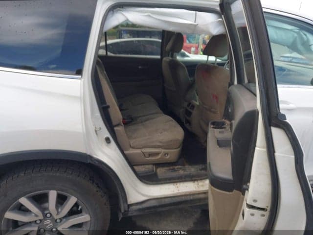 2019 HONDA PILOT EX 8