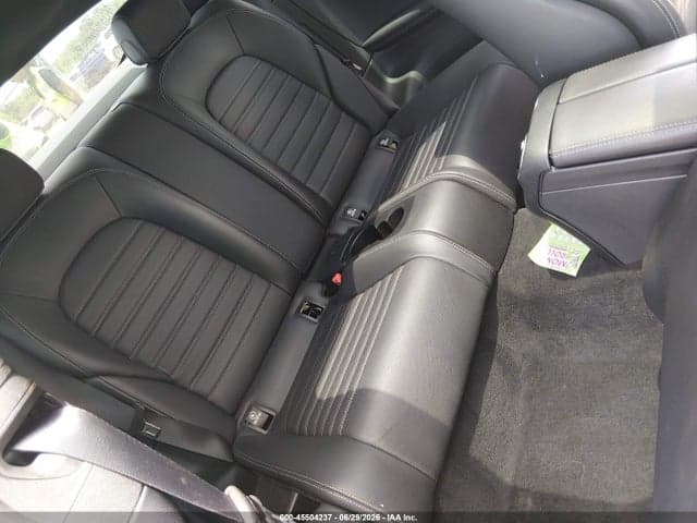 2018 MERCEDES-BENZ C 300 8