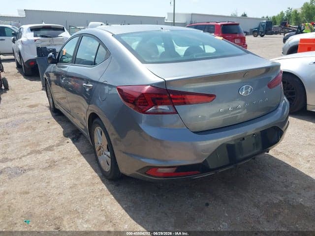 2019 HYUNDAI ELANTRA SEL 3