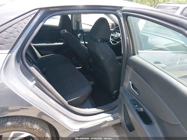 2025 HYUNDAI ELANTRA SEL CONVENIENCE 8