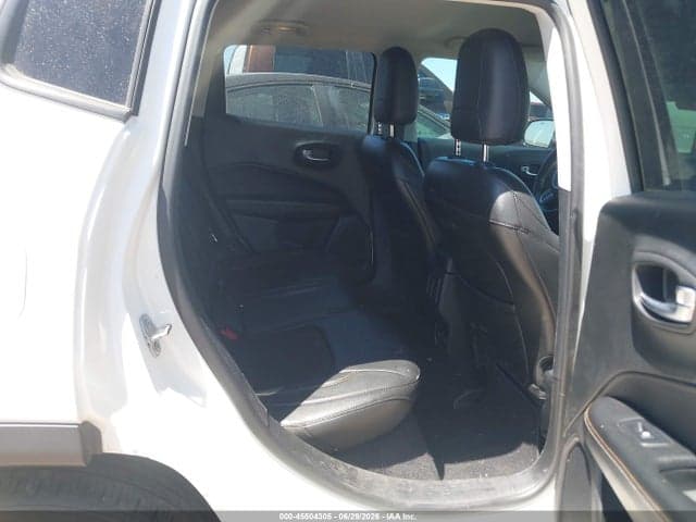 2018 JEEP COMPASS LATITUDE FWD 8