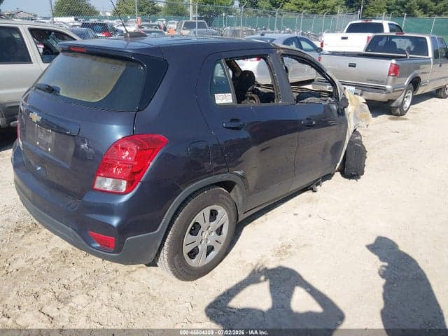 2019 CHEVROLET TRAX LS 4