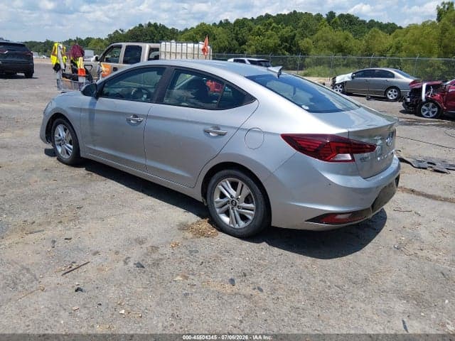 2020 HYUNDAI ELANTRA SEL 3