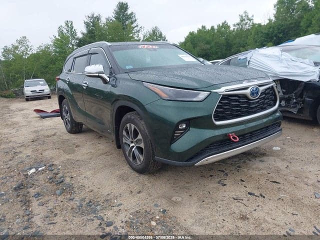 2023 TOYOTA HIGHLANDER HYBRID XLE