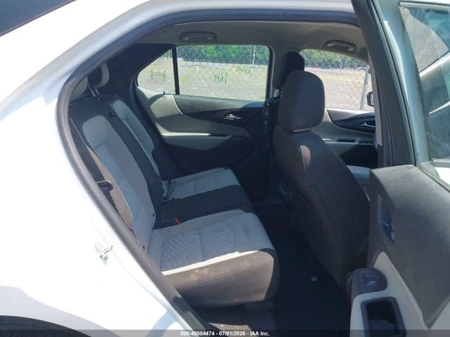 2018 CHEVROLET EQUINOX LS 8
