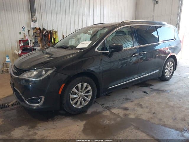 2018 CHRYSLER PACIFICA TOURING L 2