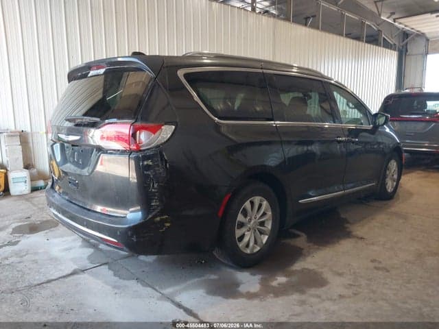 2018 CHRYSLER PACIFICA TOURING L 4