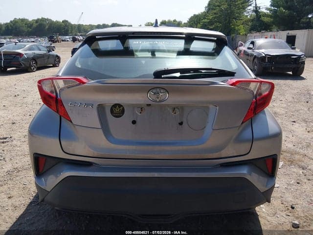 2018 TOYOTA C-HR XLE 16