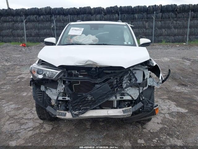 2021 TOYOTA 4RUNNER SR5 6