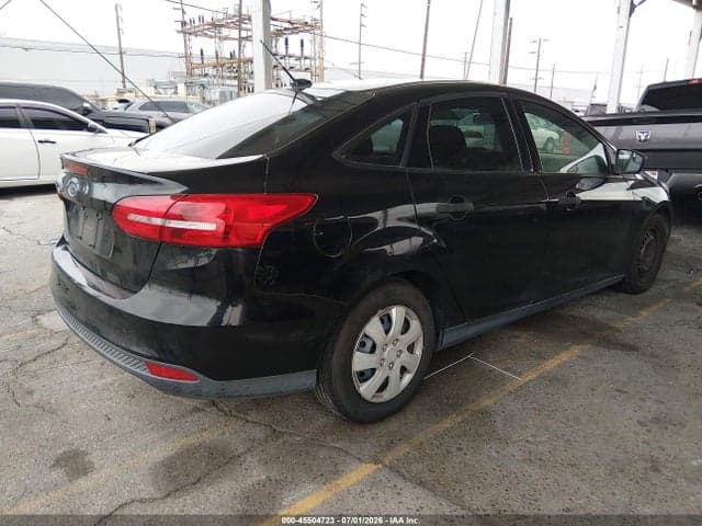 2017 FORD FOCUS S 4