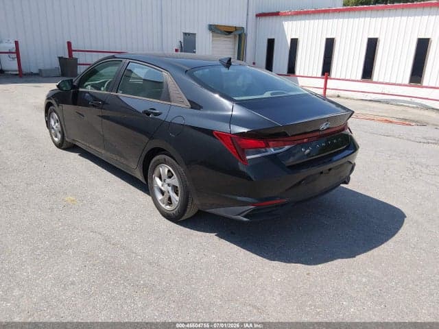2021 HYUNDAI ELANTRA SE 3