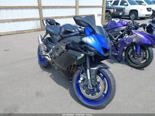 2020 YAMAHA YZFR6 - 1