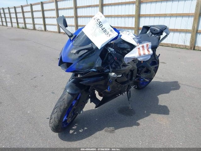 2020 YAMAHA YZFR6 2