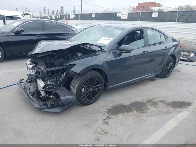 2026 TOYOTA CAMRY SE 2
