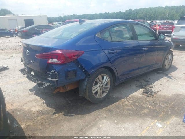 2019 HYUNDAI ELANTRA SEL 4