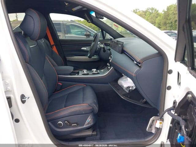 2026 GENESIS GV70 2.5T SPORT PRESTIGE 5