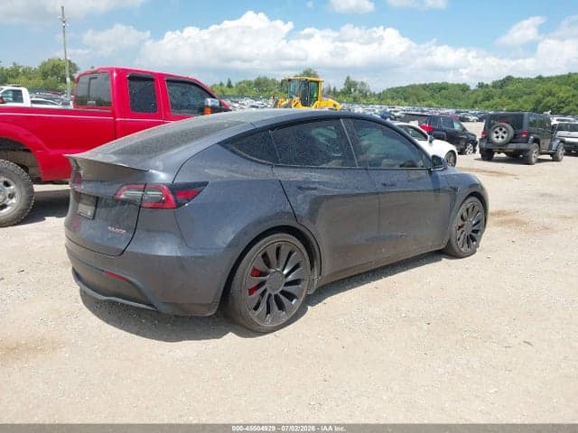 2022 TESLA MODEL Y PERFORMANCE DUAL MOTOR ALL-WHEEL DRIVE 4