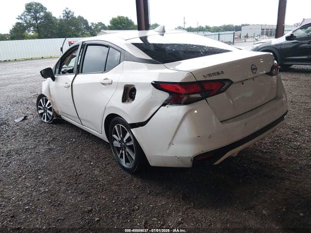 2021 NISSAN VERSA SV XTRONIC CVT 3