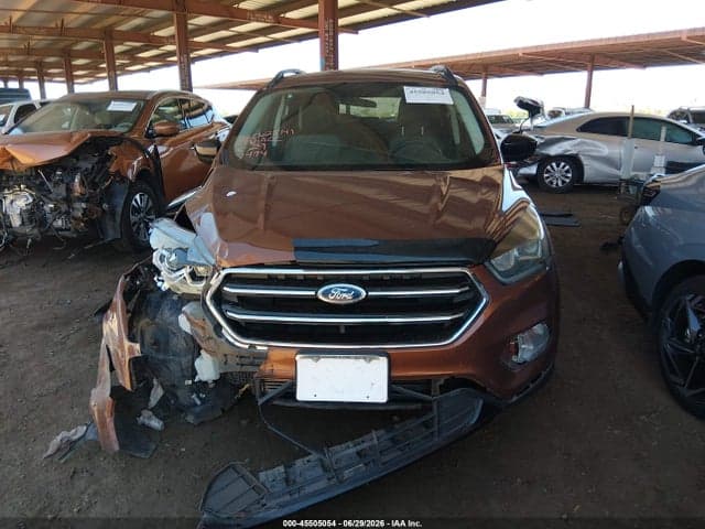 2017 FORD ESCAPE SE 12
