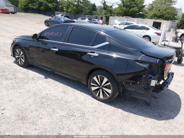 2021 NISSAN ALTIMA SV FWD 3