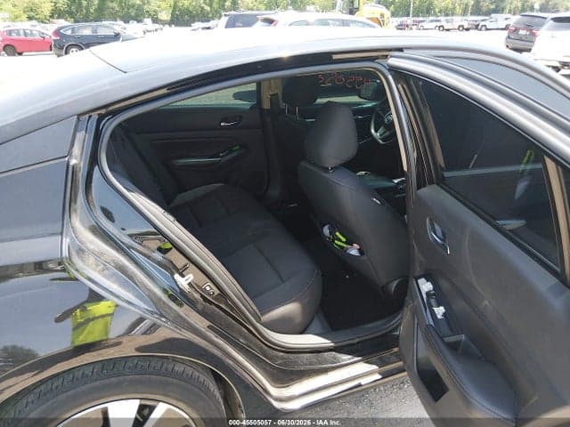 2021 NISSAN ALTIMA SV FWD 8
