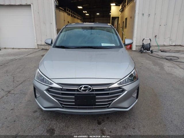 2020 HYUNDAI ELANTRA SE 15