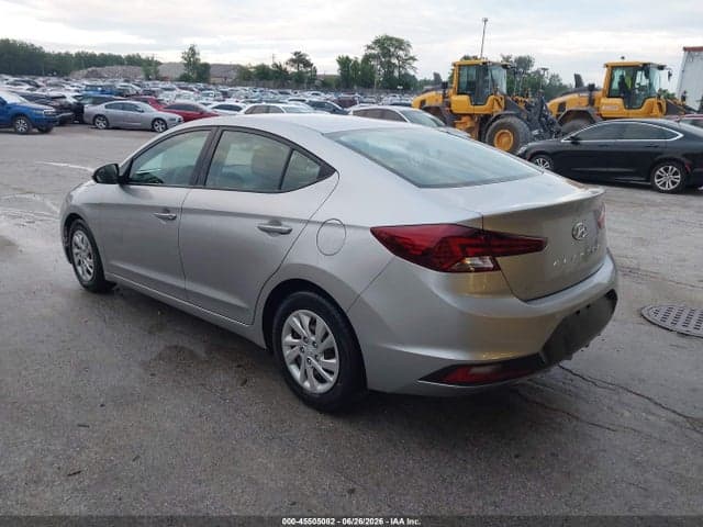 2020 HYUNDAI ELANTRA SE 3