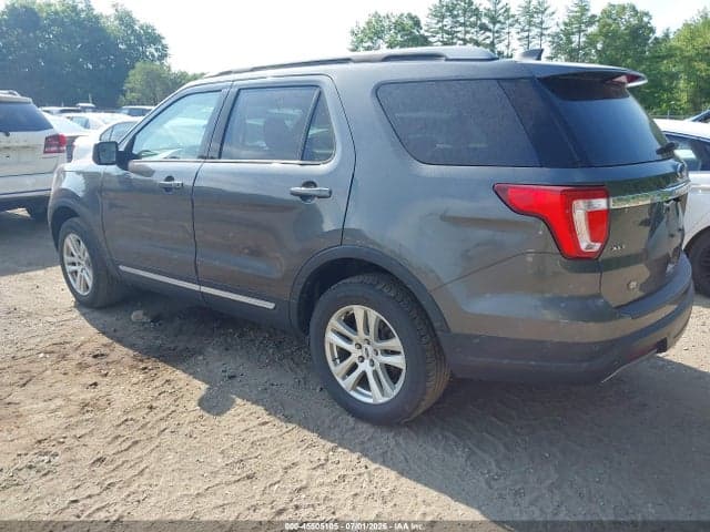 2019 FORD EXPLORER XLT 3