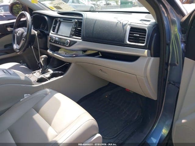 2017 TOYOTA HIGHLANDER XLE 5