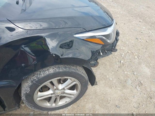 2017 CHEVROLET CRUZE LT AUTO 21