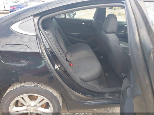 2017 CHEVROLET CRUZE LT AUTO 8