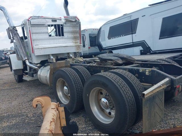 2018 PETERBILT 389 3