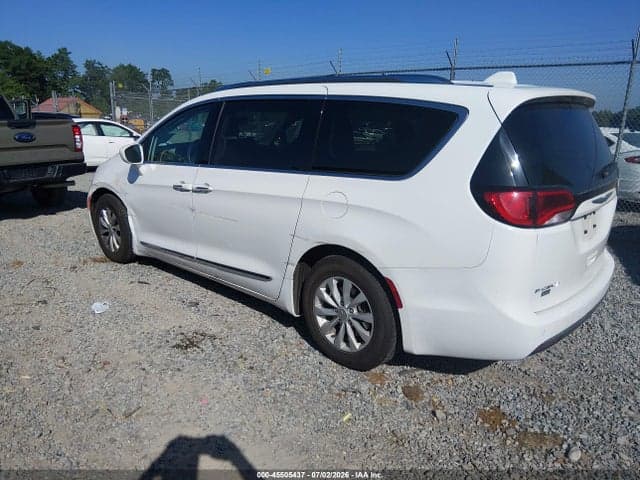 2018 CHRYSLER PACIFICA TOURING L 3