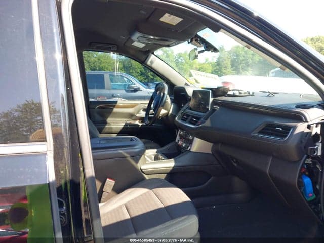 2022 GMC YUKON 4WD SLE 5