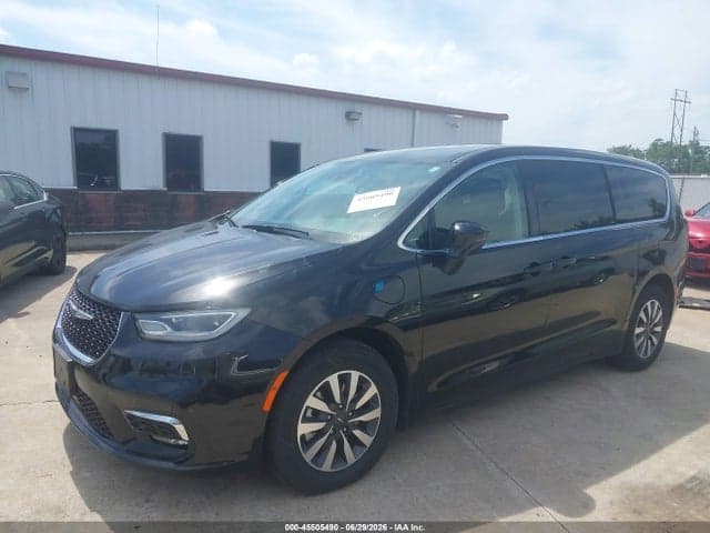 2022 CHRYSLER PACIFICA 2