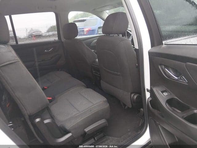 2019 CHEVROLET TRAVERSE LS 8