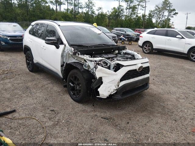2023 TOYOTA RAV4 XLE 1