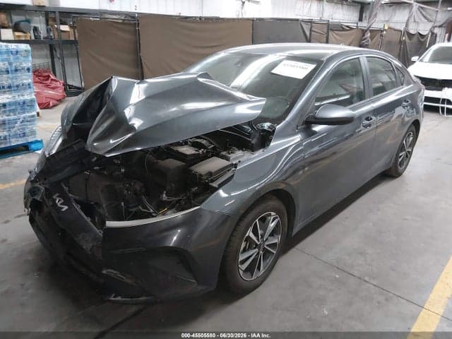 2023 KIA FORTE LXS 2