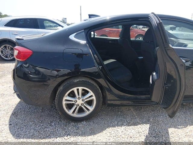 2017 CHEVROLET CRUZE LT AUTO 8