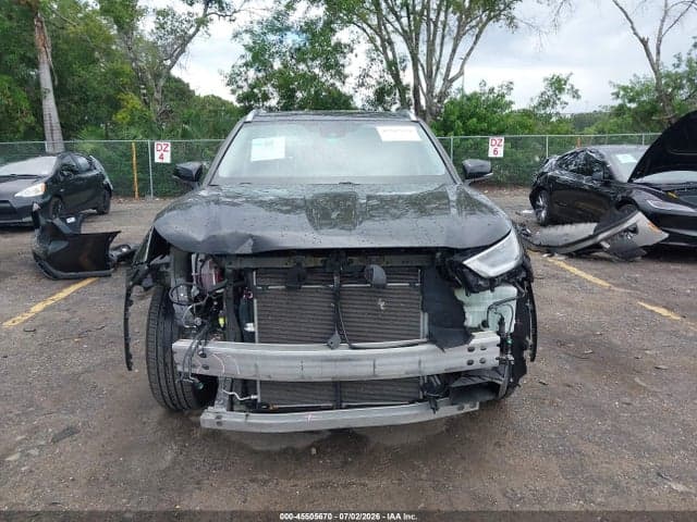 2021 TOYOTA HIGHLANDER XLE 13