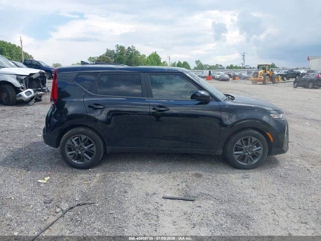 2022 KIA SOUL EX 13