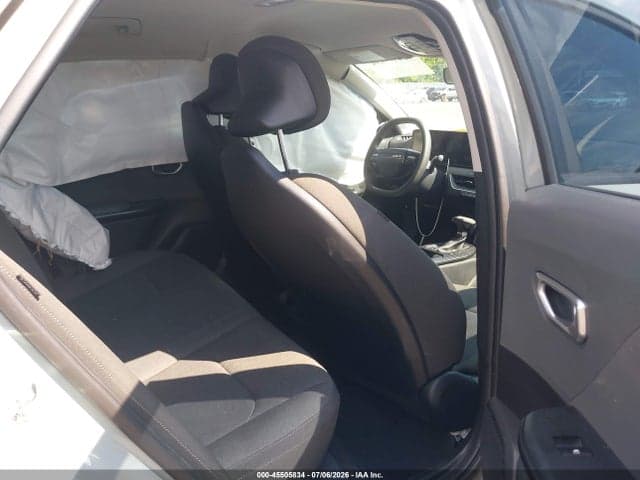 2026 KIA K4 LXS 8
