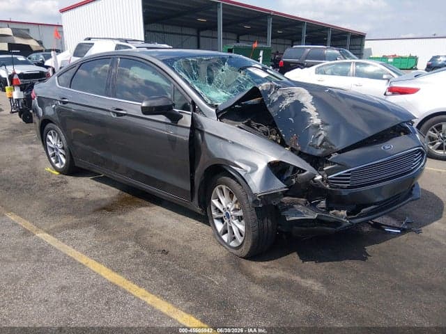 2017 FORD FUSION SE 1
