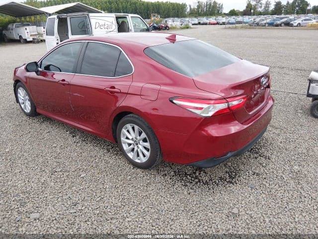 2019 TOYOTA CAMRY LE 3